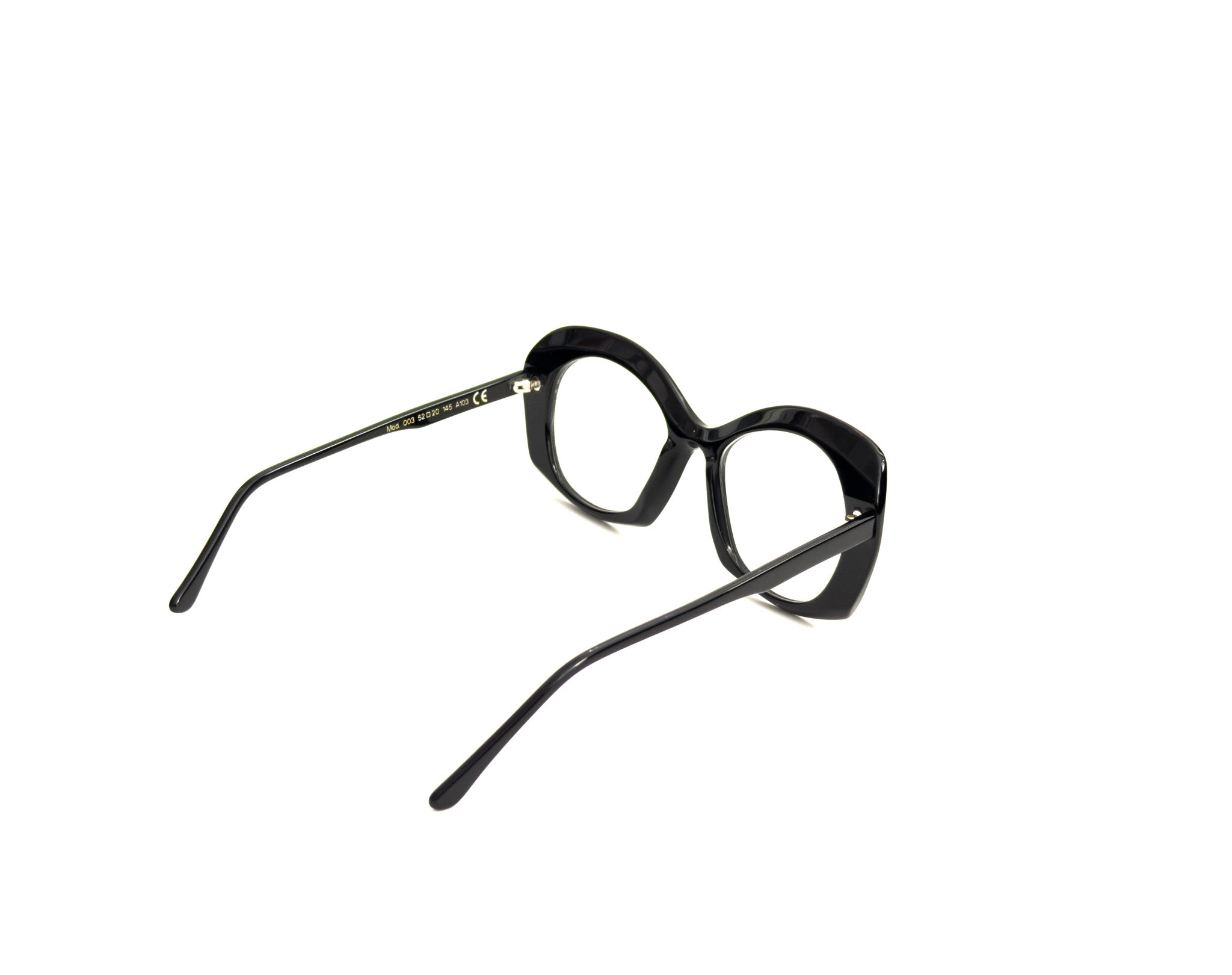 CAMA EST. 1989 MOD 003